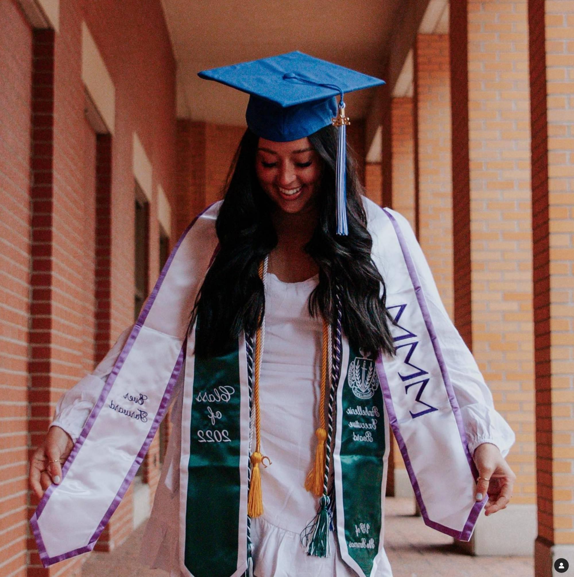 Nu Omega graduation picture